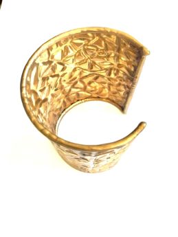 Brass cuff gold plated 